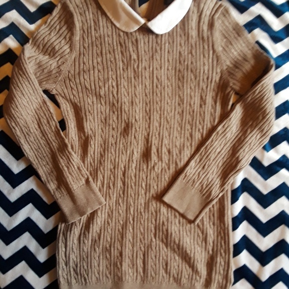 Tommy Hilfiger Sweater with Removeable Collar - Picture 1 of 3